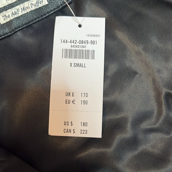 Never worn Abercrombie faux leather puffer - Picture 3 of 4
